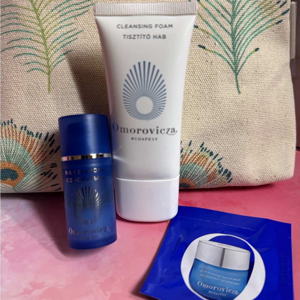 Omorovicza Cleansing Foam & Blue Diamond concentrate Serum Set with travel bag-